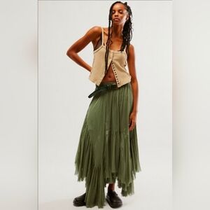 Free People. Elegant Green/Olive Boho Style Maxi Skirt